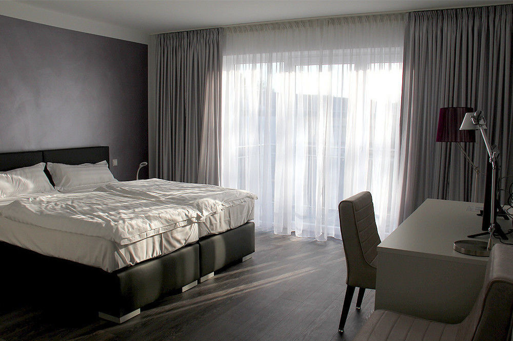 Victoria Living Hotel Jockgrim Ngoại thất bức ảnh